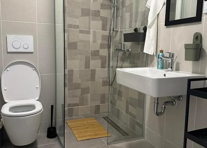 アパート Divcinovas2 *